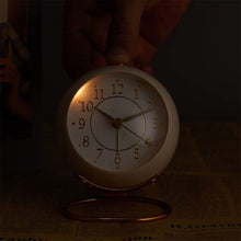 Vintage Silent Metal Desk Clock Non-Ticking Gold Clock Bedside Décor- Battery Powered_8